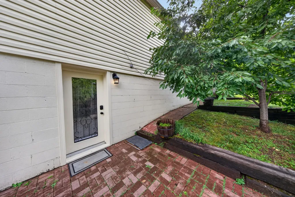 3210 Southlake Drive Nashville TN 37211