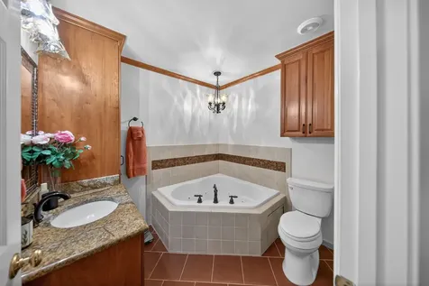 3210 Southlake Drive Nashville TN 37211