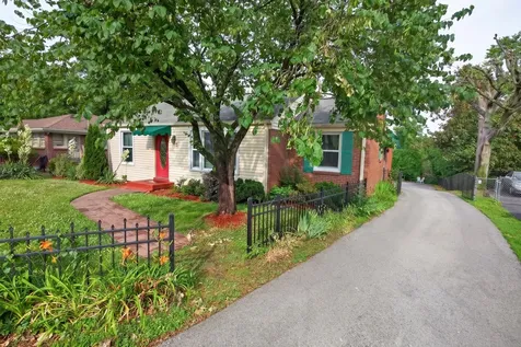 3210 Southlake Drive Nashville TN 37211