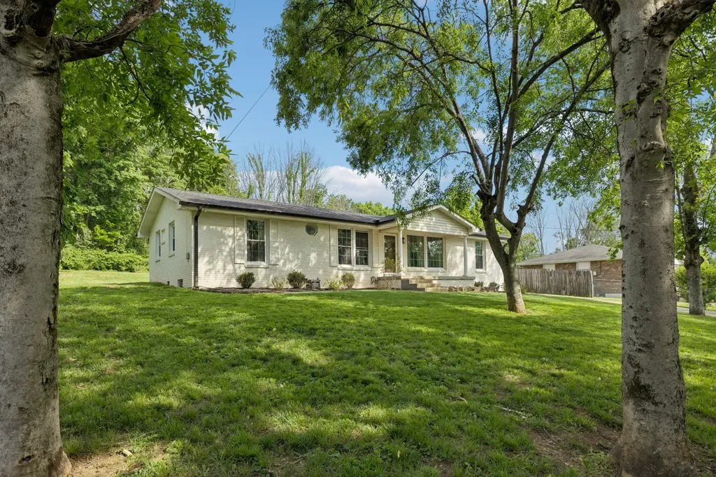 542 Moncrief Avenue Goodlettsville TN 37072