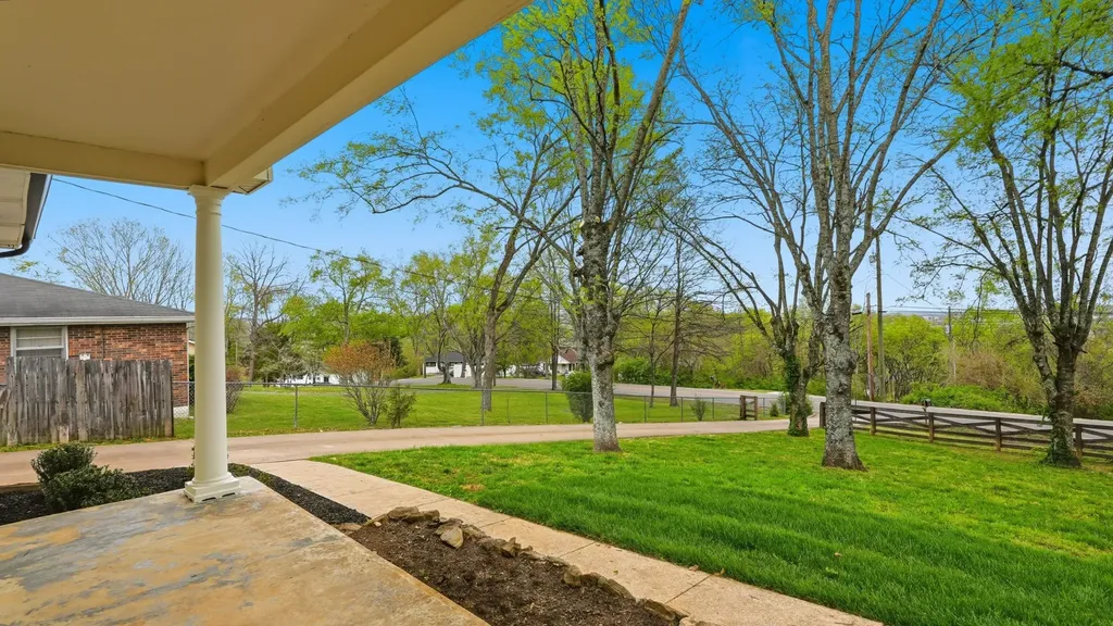 542 Moncrief Avenue Goodlettsville TN 37072