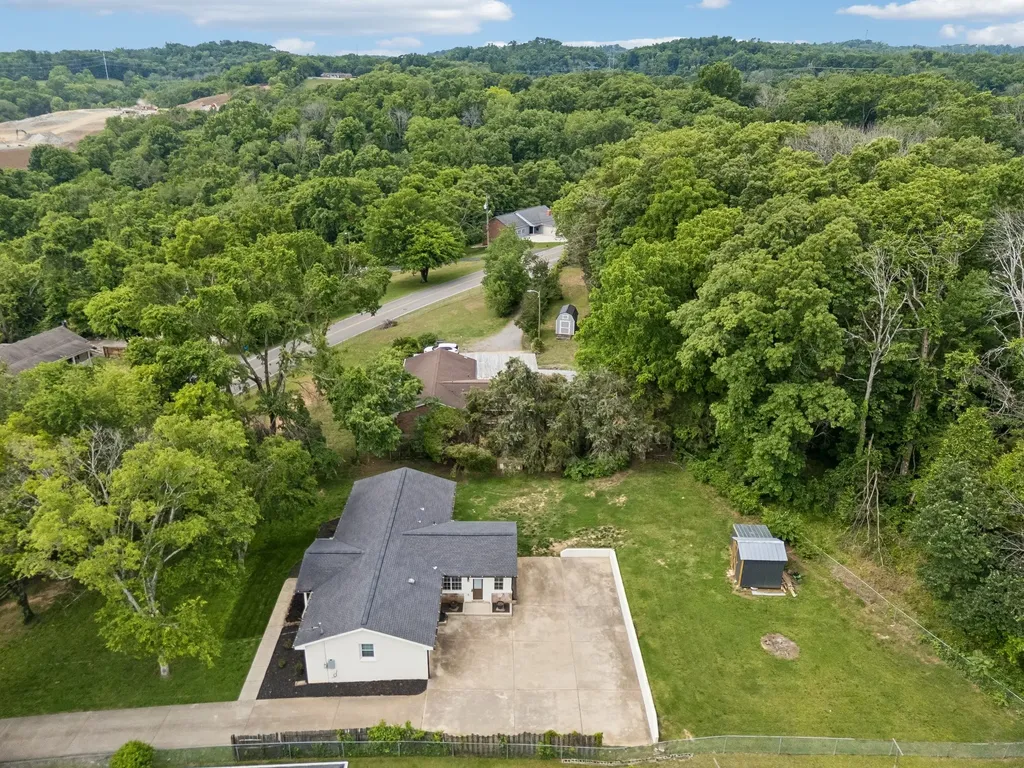 542 Moncrief Avenue Goodlettsville TN 37072