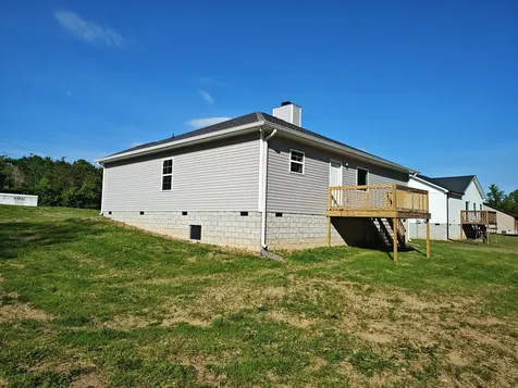 689 W Main Street Alexandria TN 37012