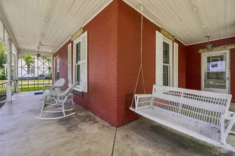 103 Cowan St, W Cowan TN 37318
