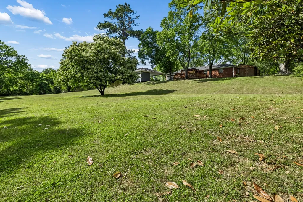 599 Harpeth Pkwy, E Nashville TN 37221