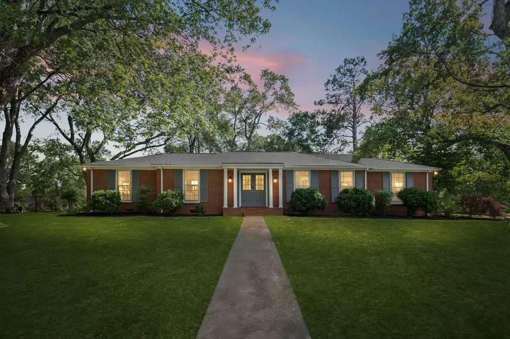599 Harpeth Pkwy, E Nashville TN 37221
