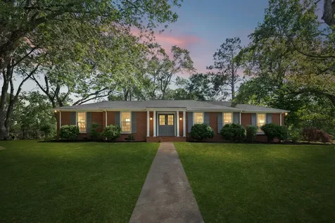 599 Harpeth Pkwy, E Nashville TN 37221