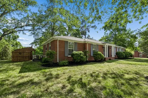 599 Harpeth Pkwy, E Nashville TN 37221