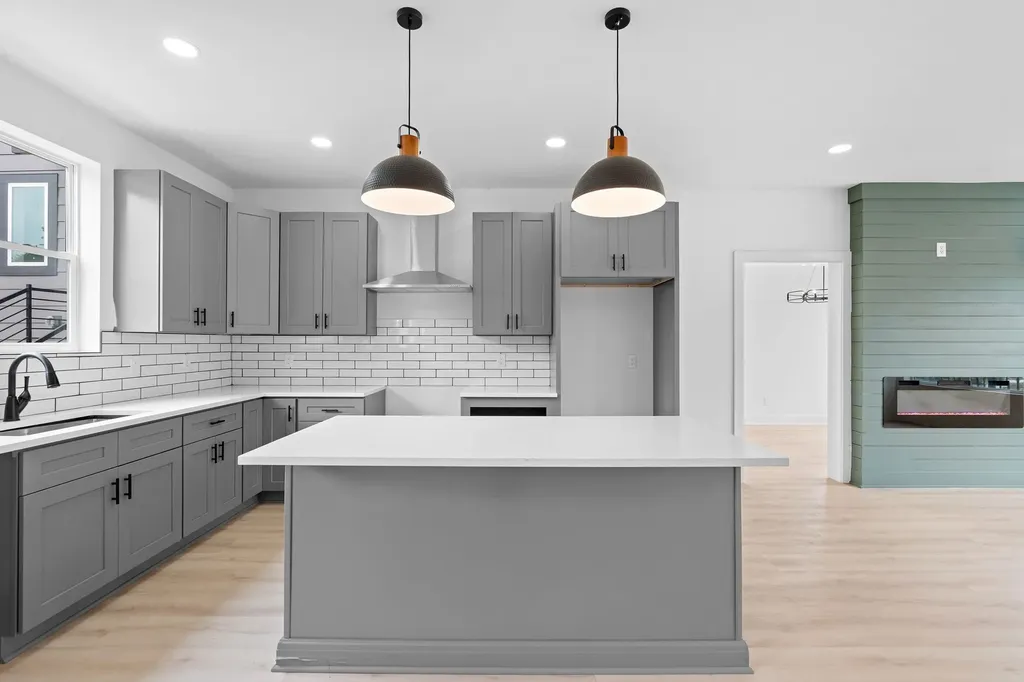 3123 River Drive Nashville TN 37218