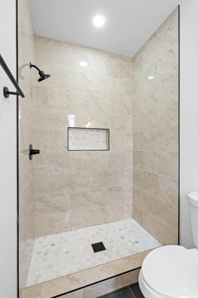 3123 River Drive Nashville TN 37218