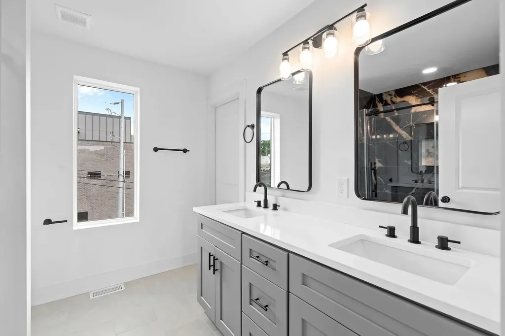 3123 River Drive Nashville TN 37218