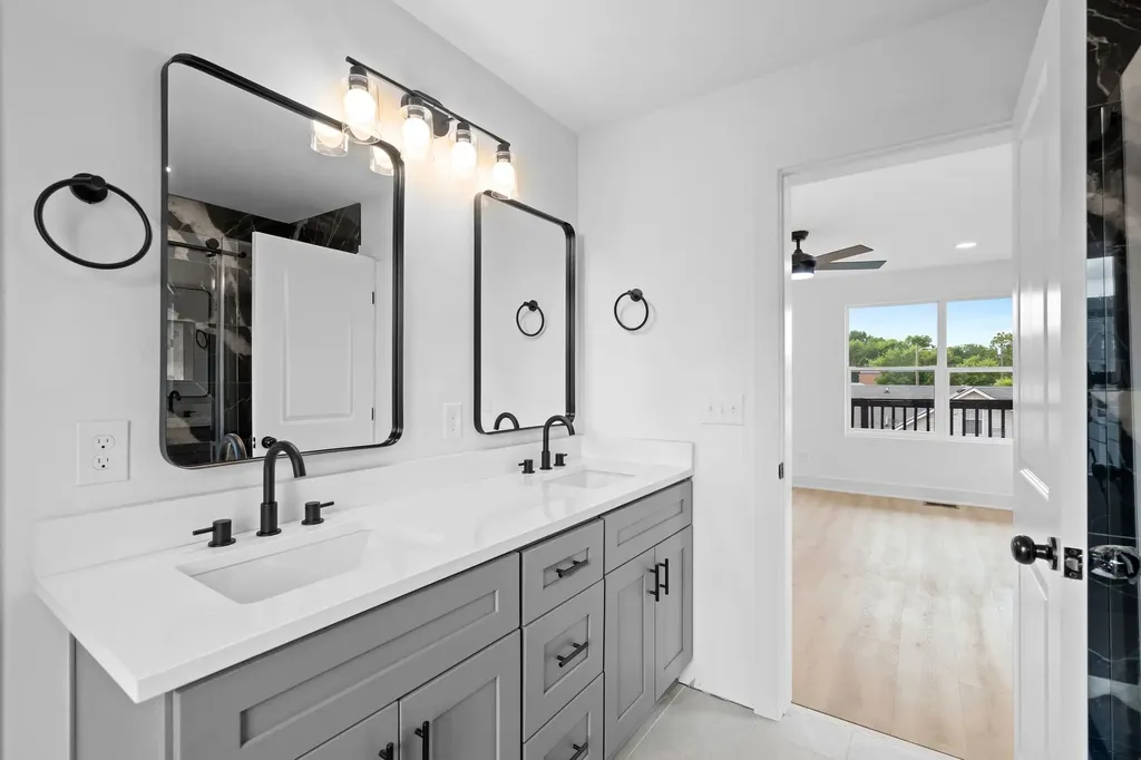 3123 River Drive Nashville TN 37218