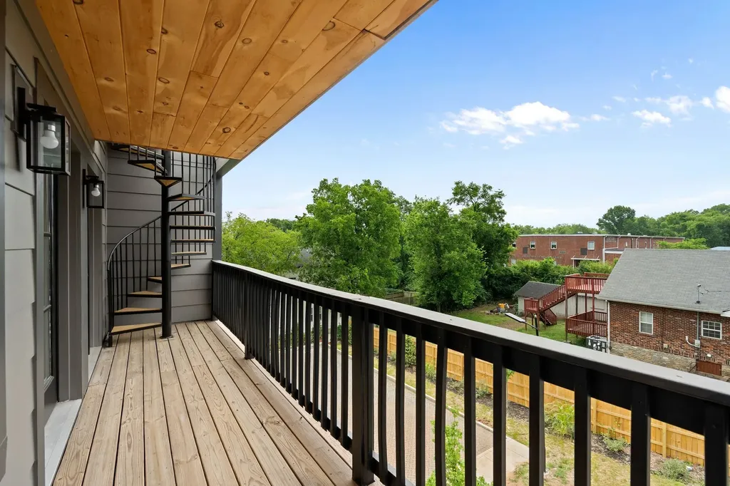 3123 River Drive Nashville TN 37218