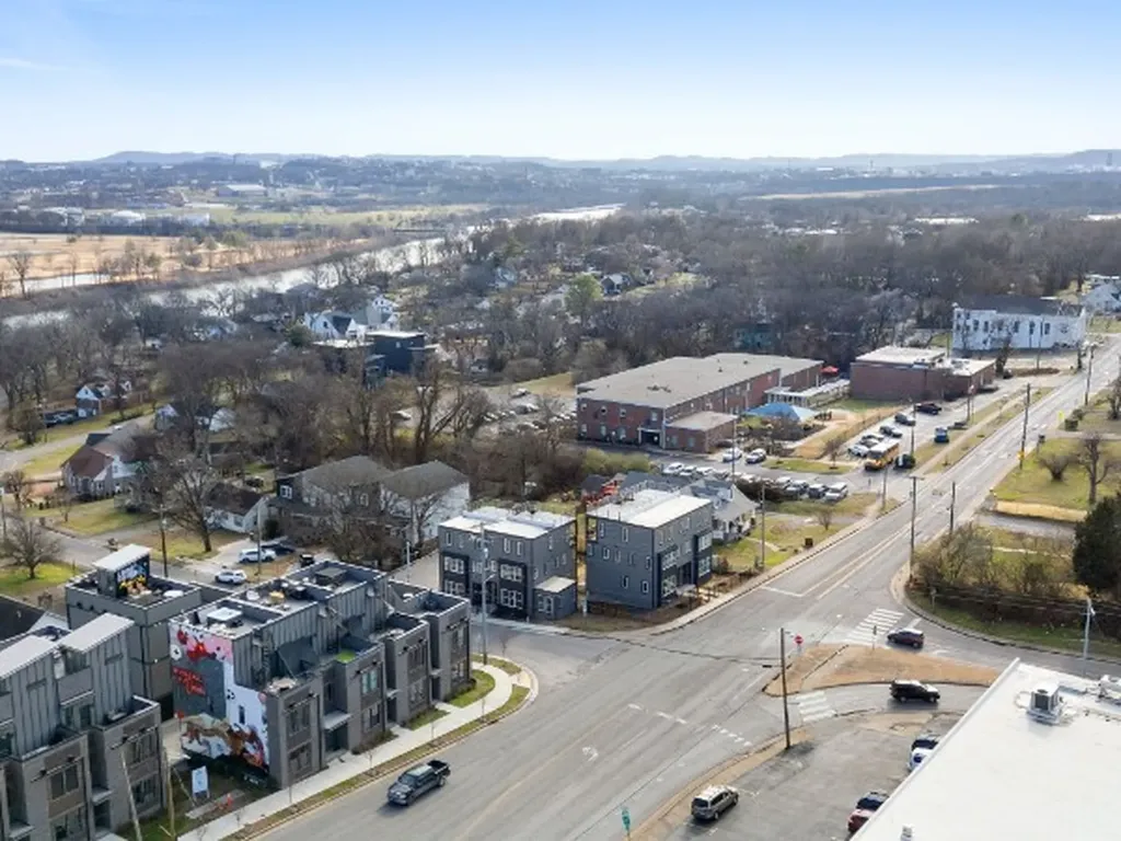 3123 River Drive Nashville TN 37218