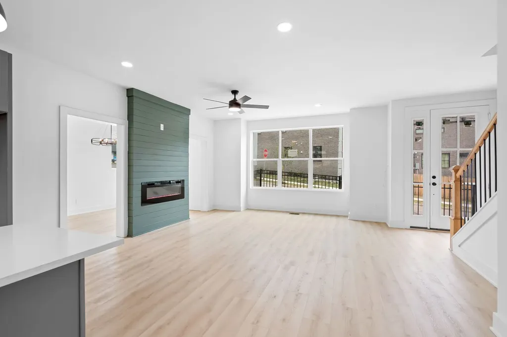 3123 River Drive Nashville TN 37218