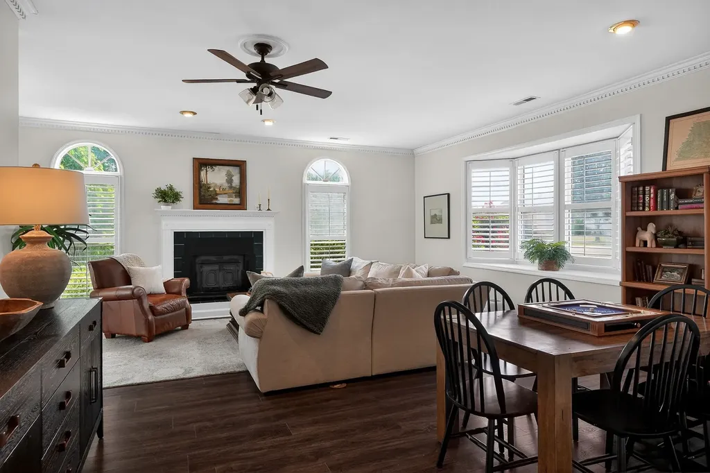 708 Dry Creek Road Smithville TN 37166