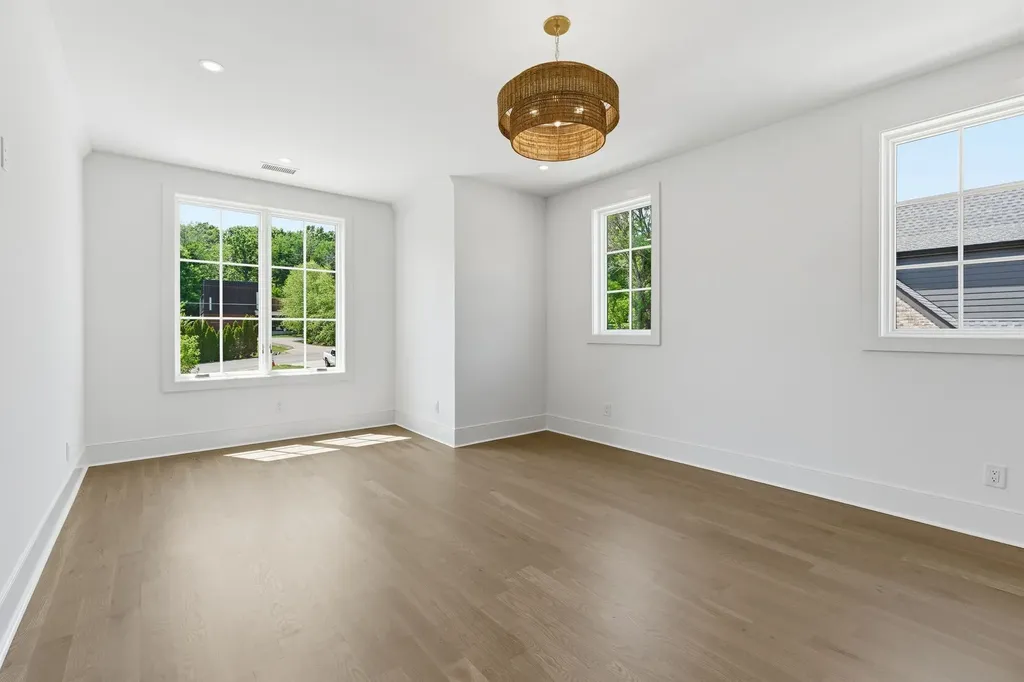 4520 Belmont Park Terrace Nashville TN 37215