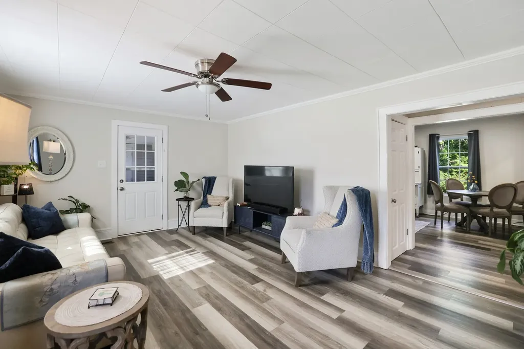 336 W End Ave, N Lewisburg TN 37091
