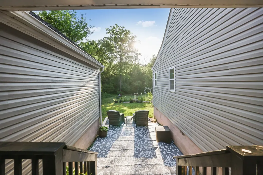 336 W End Ave, N Lewisburg TN 37091