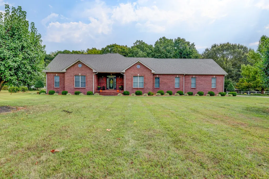 629 Mobley Road Clarksville TN 37043