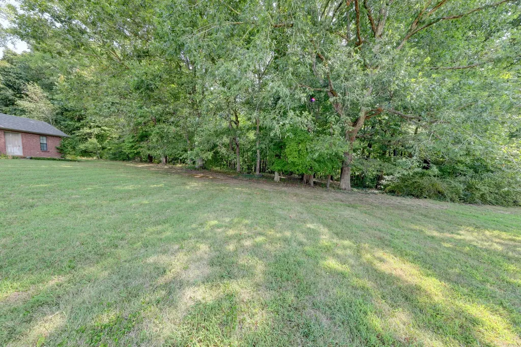 629 Mobley Road Clarksville TN 37043