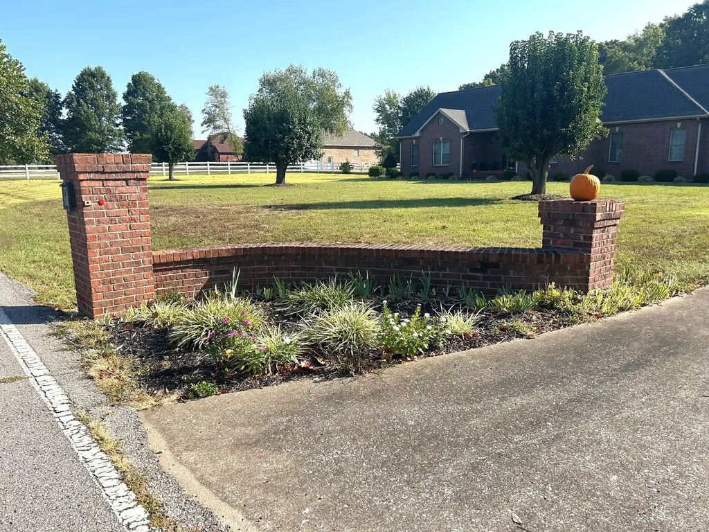629 Mobley Road Clarksville TN 37043