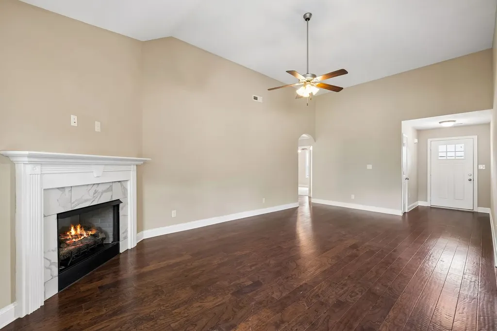 2280 Colston Drive Clarksville TN 37042