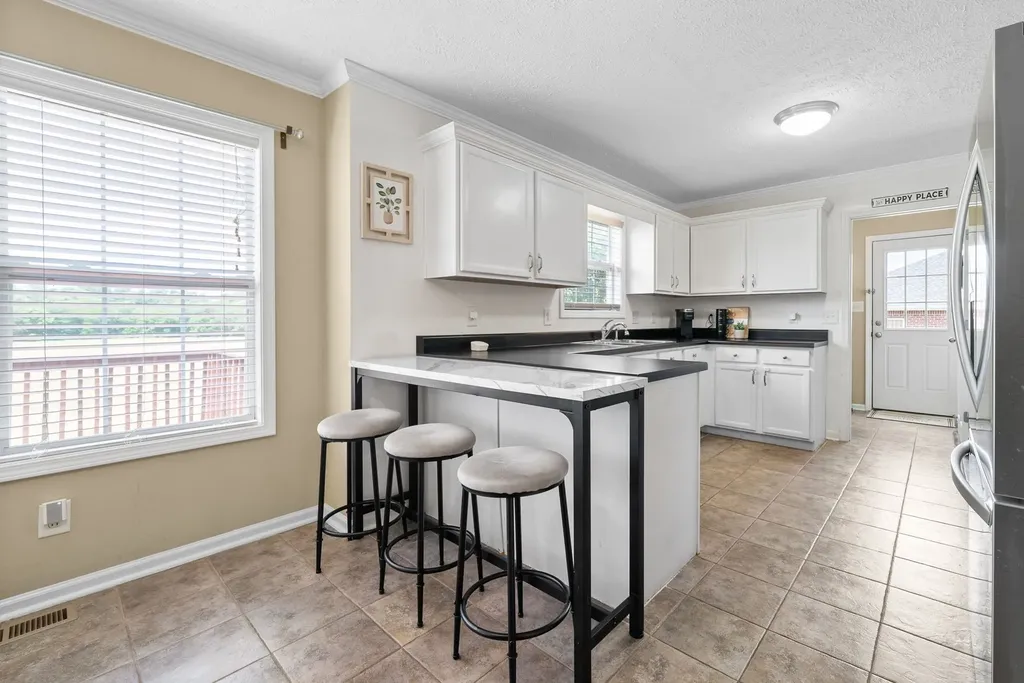 3396 Heatherwood Trace Clarksville TN 37040