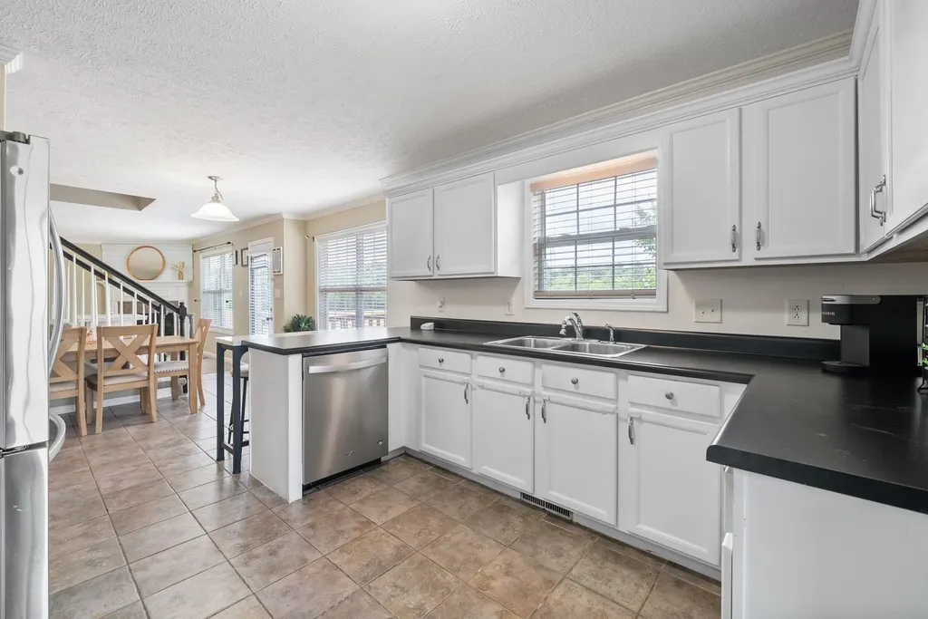 3396 Heatherwood Trace Clarksville TN 37040