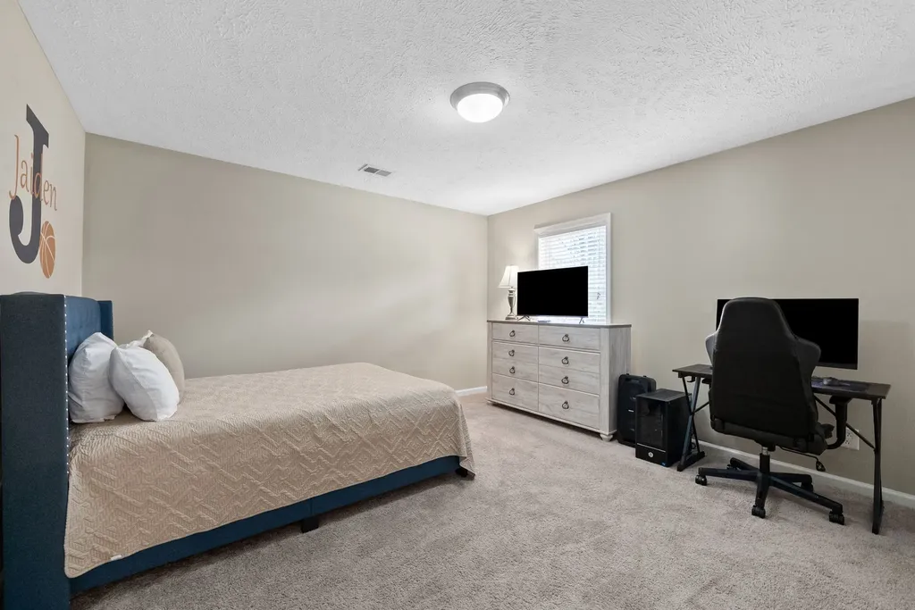 3396 Heatherwood Trace Clarksville TN 37040