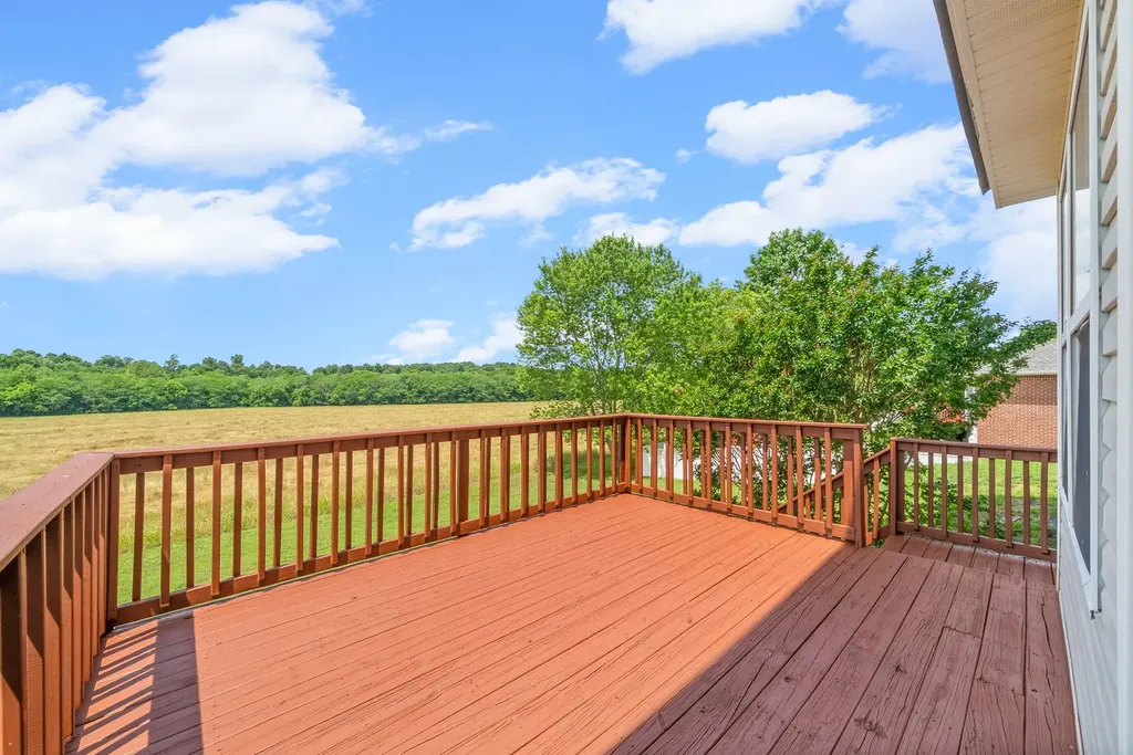 3396 Heatherwood Trace Clarksville TN 37040