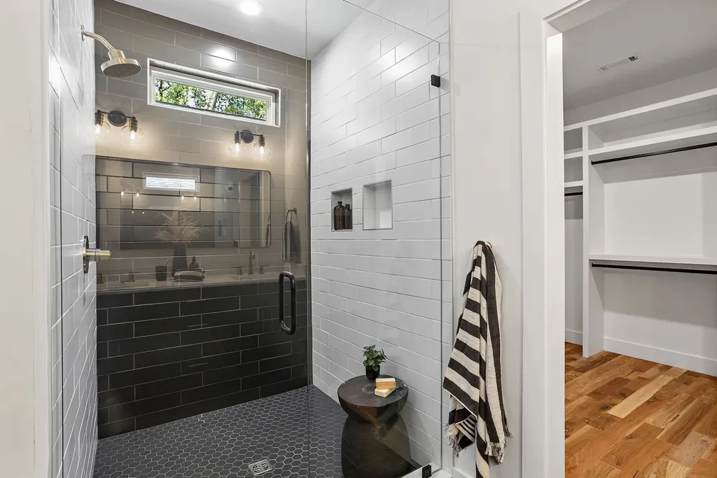 2237 Cruzen Street Nashville TN 37211
