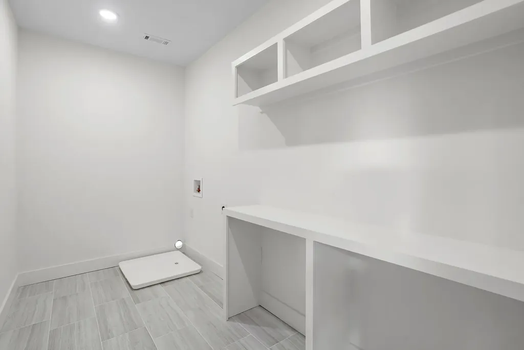 2237 Cruzen Street Nashville TN 37211