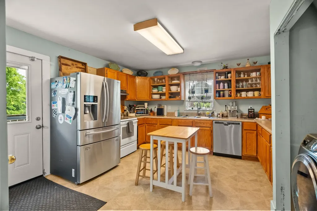 1098 Old Dickerson Pike Goodlettsville TN 37072