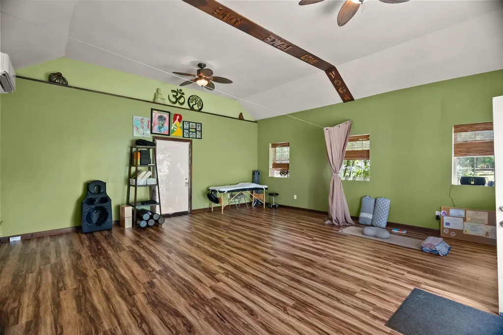 1098 Old Dickerson Pike Goodlettsville TN 37072