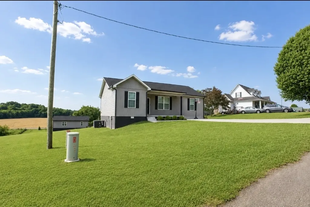 12 Willow Circle Mcminnville TN 37110