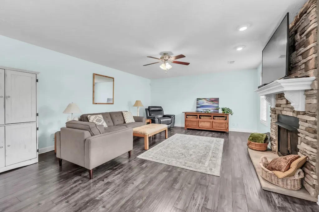 3735 Windmill Drive Clarksville TN 37040