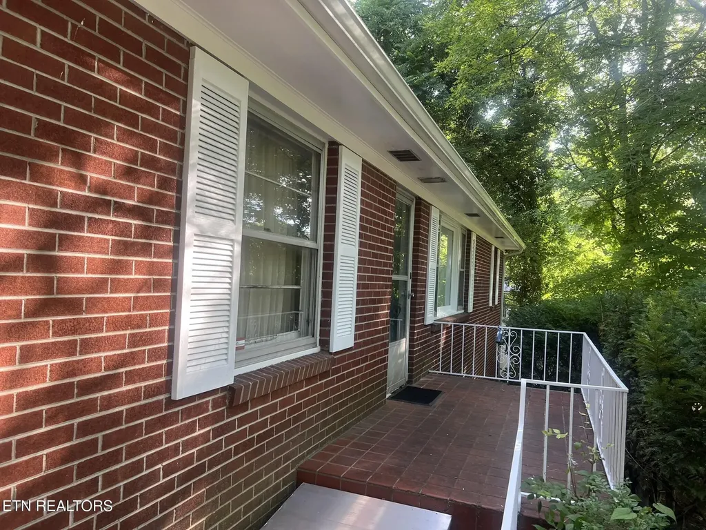 504 Hayworth Drive Knoxville TN 37920