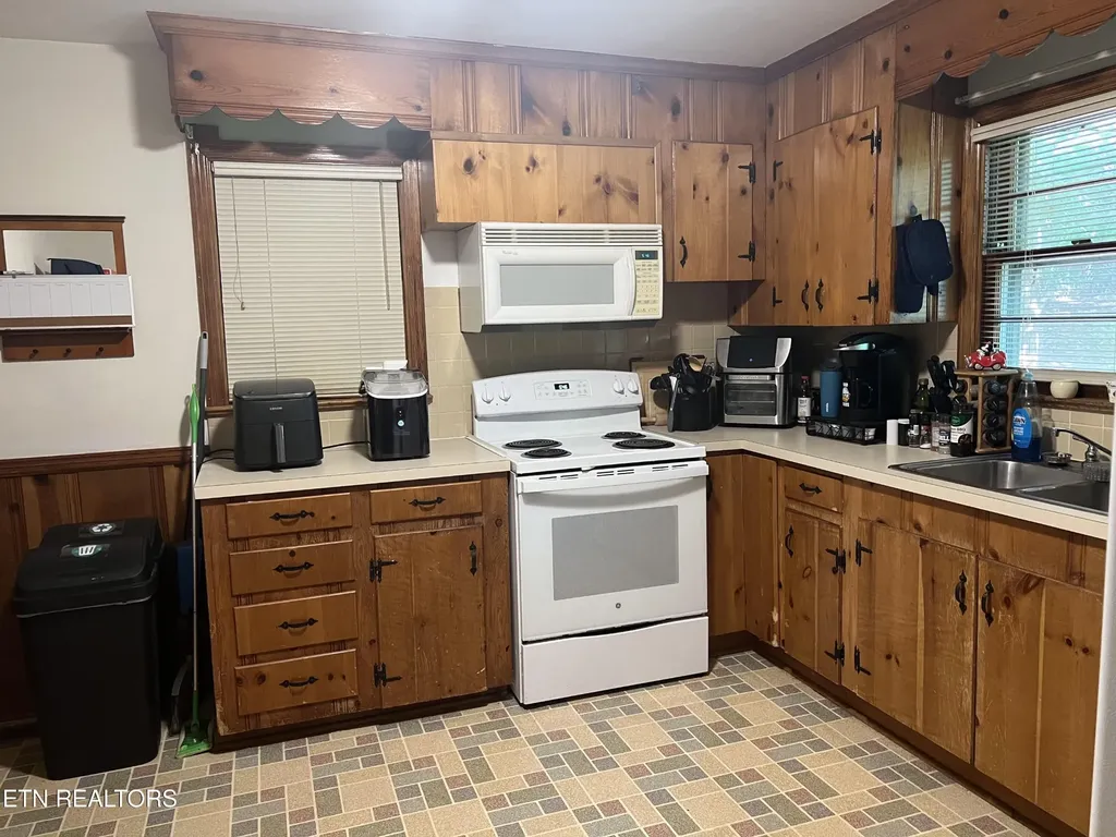 504 Hayworth Drive Knoxville TN 37920