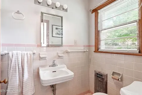 504 Hayworth Drive Knoxville TN 37920