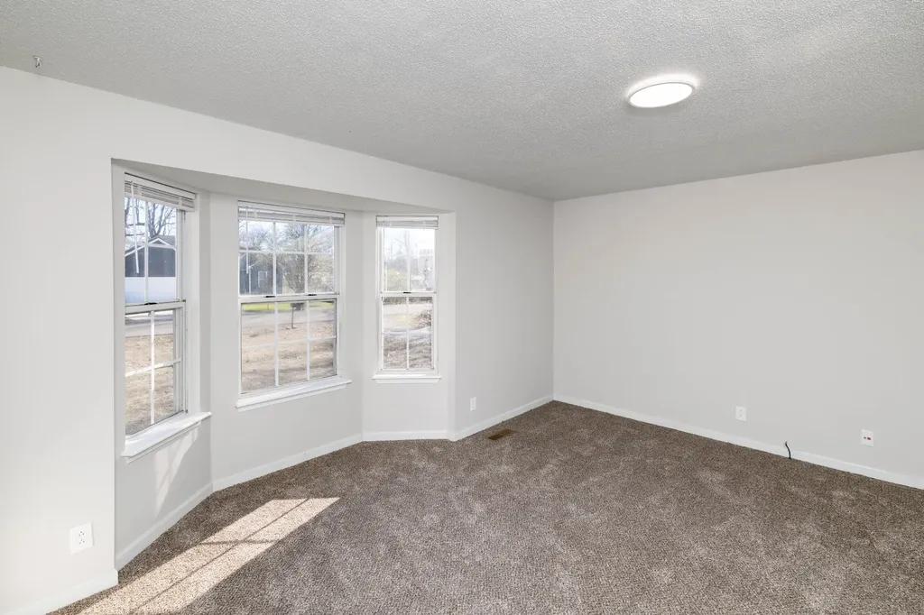 410 Roselawn Drive Clarksville TN 37042