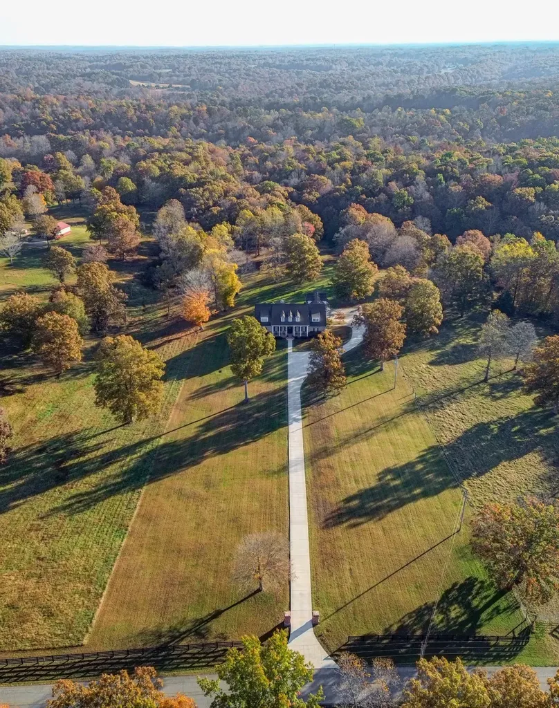 620 Williamson County Line Road Fairview TN 37062