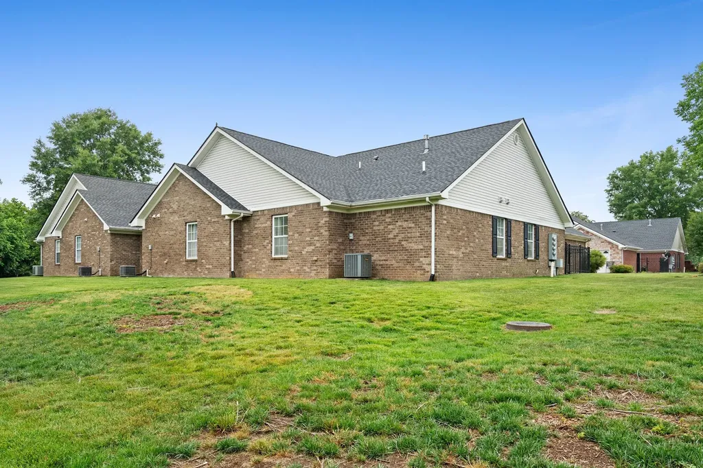 816 Lock 4 Road Gallatin TN 37066