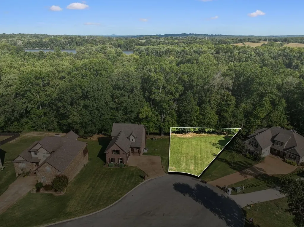 402 Zephyr Cove Lebanon TN 37087