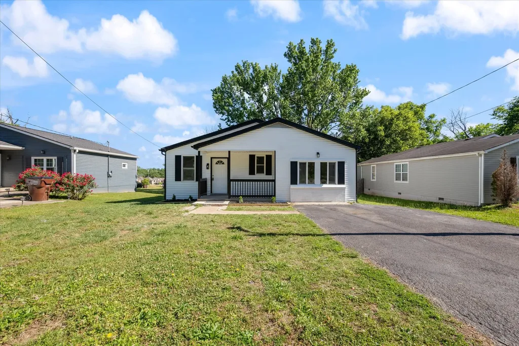 313 Warrior Road Madison TN 37115