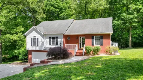 301 Mckinney Street Estill Springs TN 37330