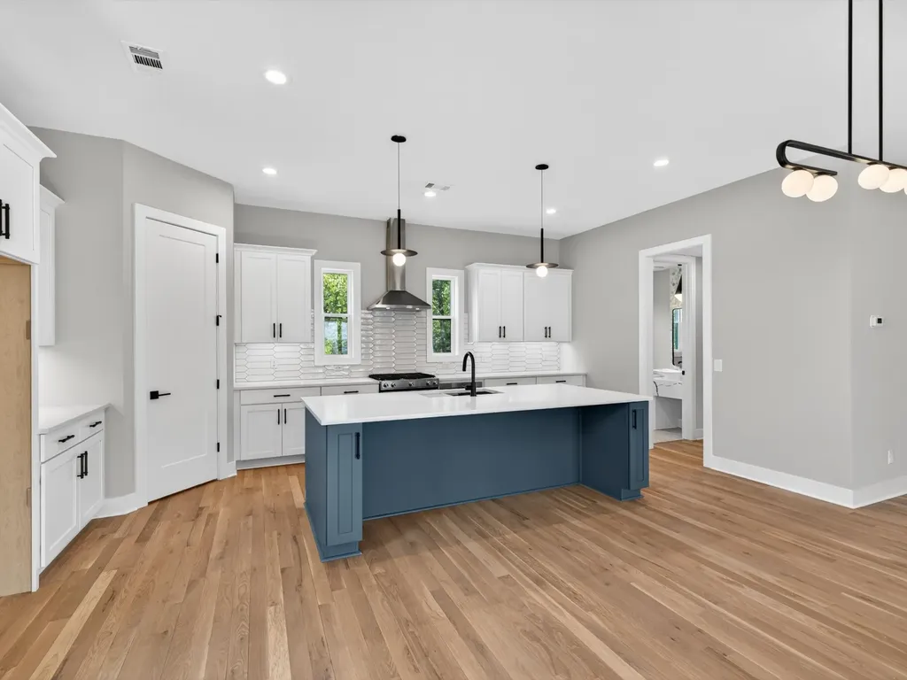 5915B Maxon Avenue Nashville TN 37209