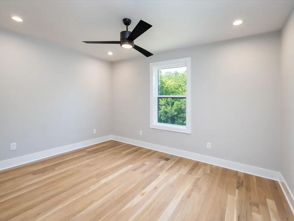 5915B Maxon Avenue Nashville TN 37209