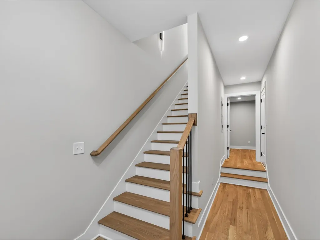 5915B Maxon Avenue Nashville TN 37209