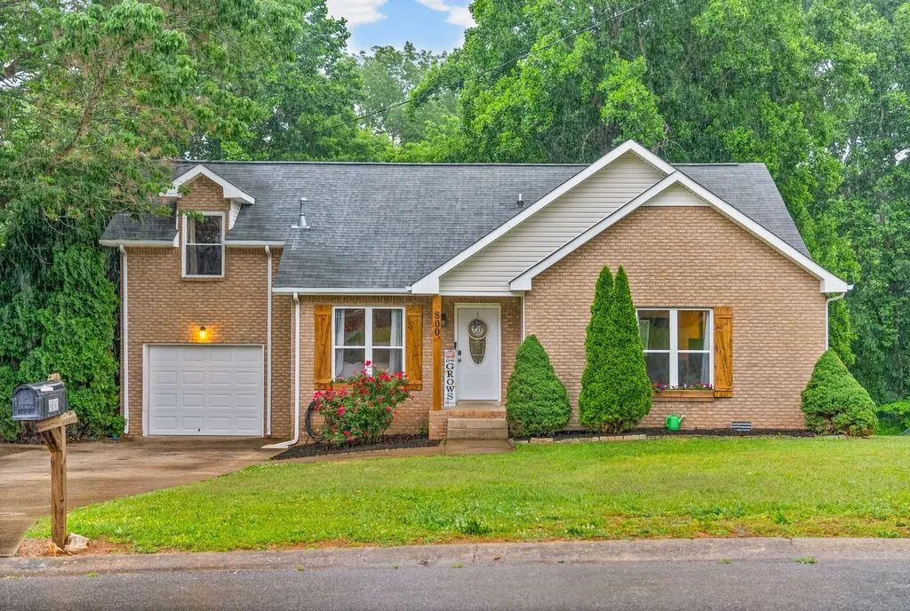 800 Leigh Ann Drive Clarksville TN 37042